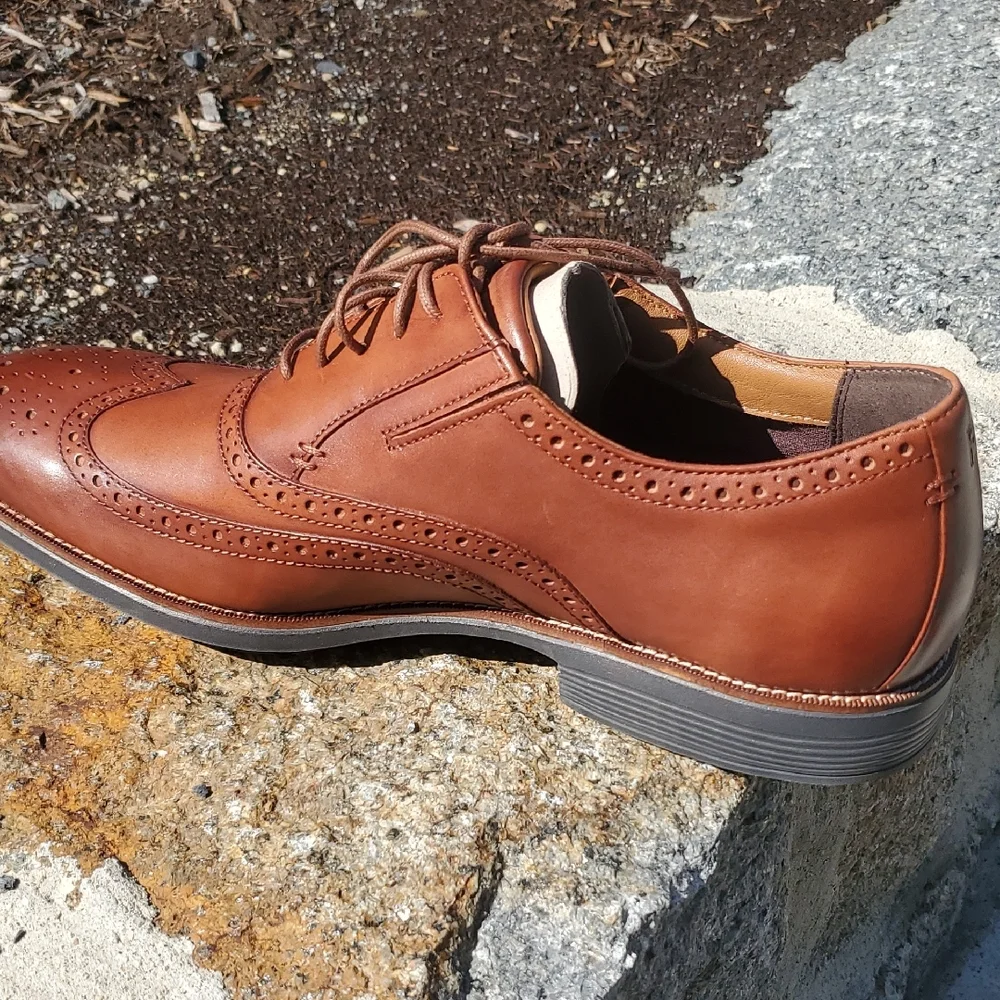 Rockport Total Motion Amalfi Wingtips Men's Tan Brogue Oxford Size 13 Wide
